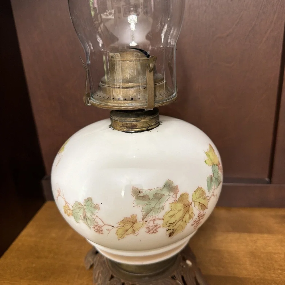 Oil Lamp Glass Transfer pattern Grapevine Winery Vintage 19